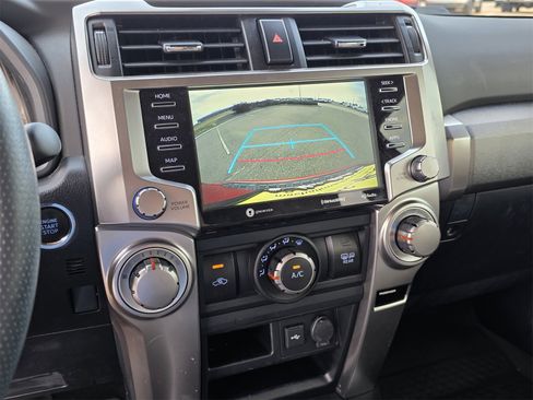 Used 2021 Toyota 4Runner SR5 Premium image 14