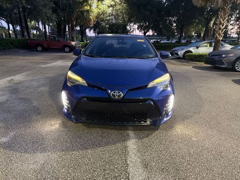 Used 2017 Toyota Corolla SE FWD image 5