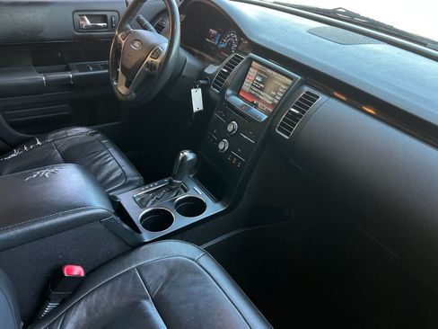 Used 2014 Ford Flex SEL w/ Equipment Group 202A FWD image 17