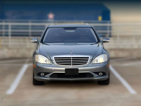 Used 2007 Mercedes-Benz S 550 image 2