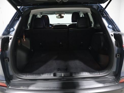 Used 2020 Jeep Cherokee Limited image 20