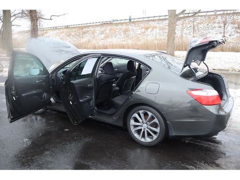 Used 2013 Honda Accord Sport image 15