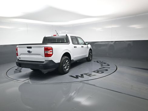 Used 2023 Ford Maverick XLT image 9