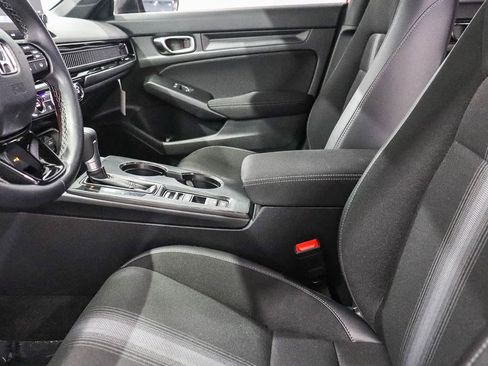 Used 2024 Honda Civic Sport image 17