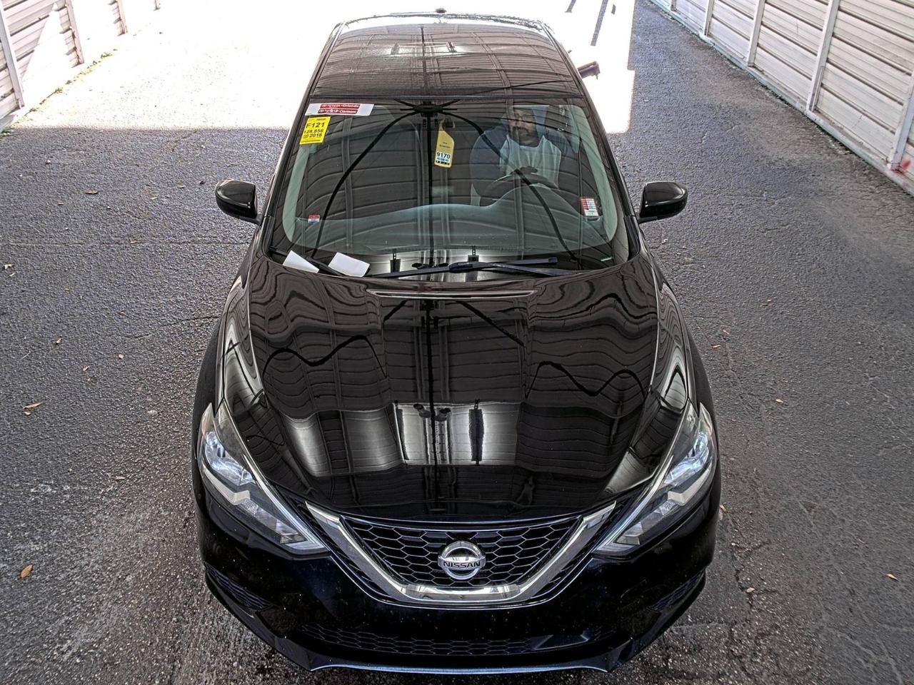 Used 2018 Nissan Sentra SV FWD image 2