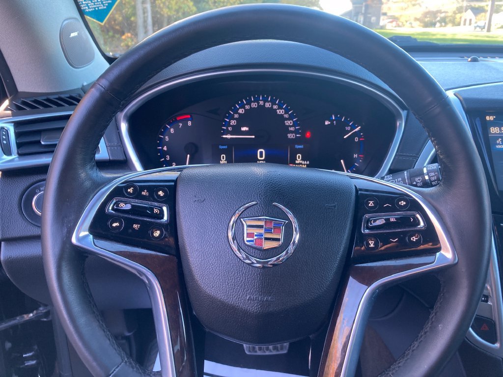 Used 2016 Cadillac SRX Performance w/ Driver Awareness Package AWD/4WD image 18