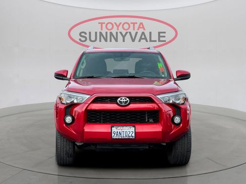 Used 2018 Toyota 4Runner SR5 image 12