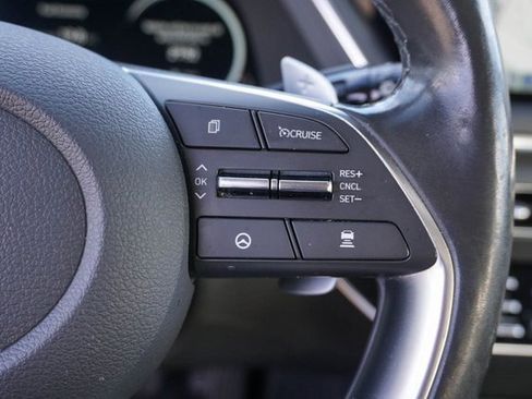 Used 2021 Hyundai Sonata Limited w/ Preferred Accessory Package image 25