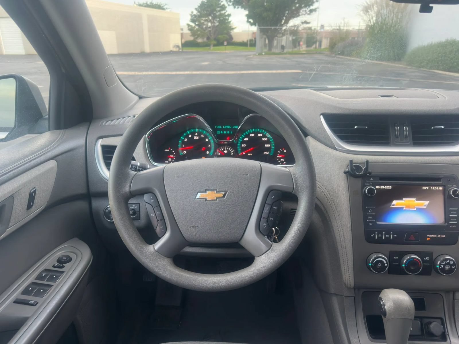 Used 2015 Chevrolet Traverse LS FWD image 13