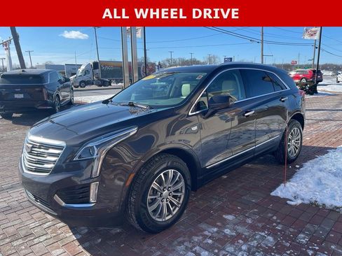 Used 2017 Cadillac XT5 Luxury w/ Driver Awareness Package image 1