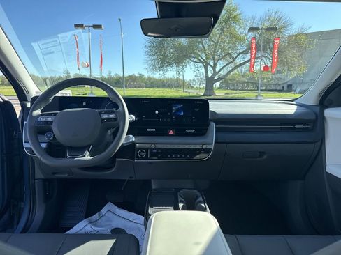 Used 2025 Hyundai Ioniq 5 SEL AWD/4WD image 30