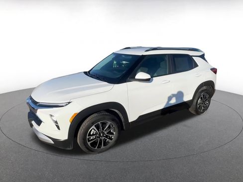 Used 2025 Chevrolet TrailBlazer LT image 8