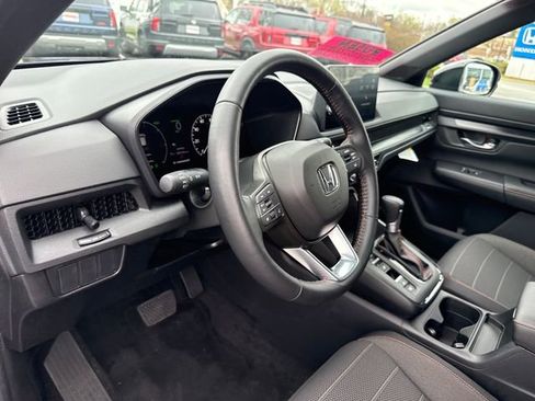 Used 2026 Honda CR-V Sport image 14