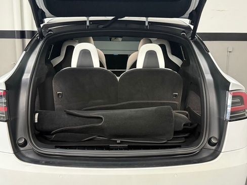 Used 2022 Tesla Model X Plaid AWD/4WD image 14