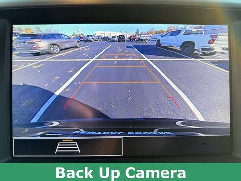 Certified 2023 GMC Acadia SLE w/ Driver Convenience Package image 34