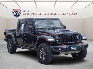 Used 2024 Jeep Gladiator Mojave w/ Safety Group AWD/4WD video 1