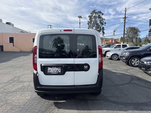 Used 2018 RAM ProMaster City Wagon image 6