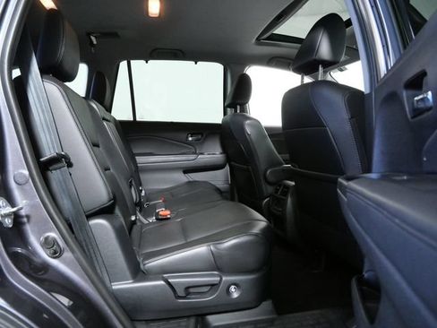 Used 2019 Honda Pilot EX-L image 12