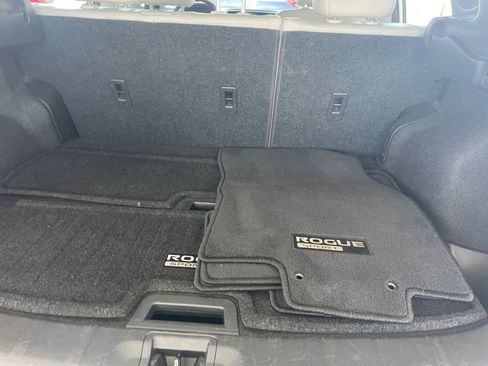 Used 2022 Nissan Rogue Sport SL image 32