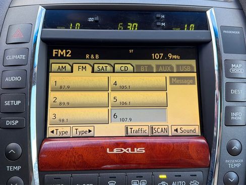 Used 2010 Lexus ES 350 FWD image 25