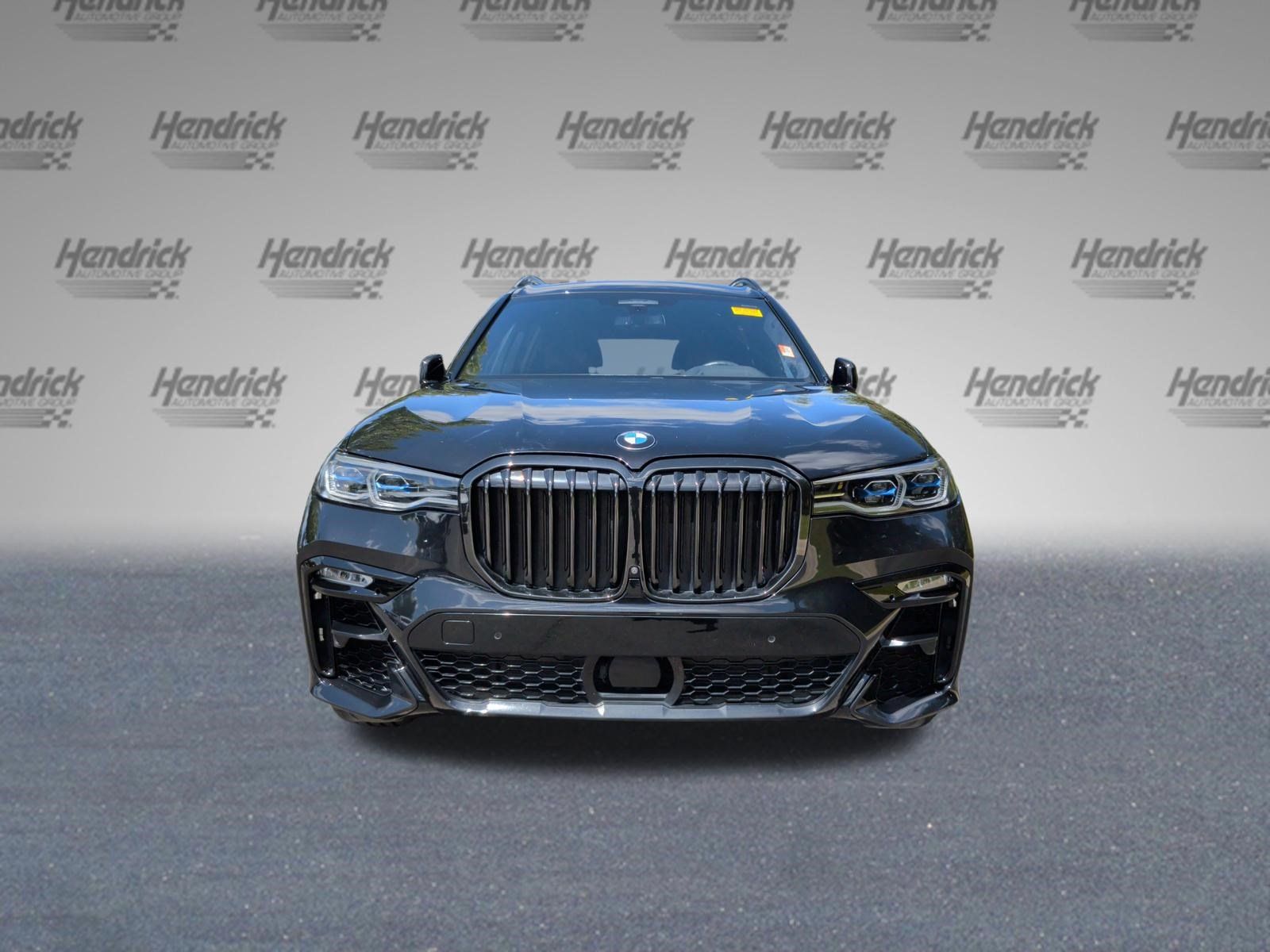 Used 2022 BMW X7 M50i w/ Dynamic Handling Package AWD/4WD image 5