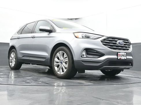 Used 2022 Ford Edge Titanium image 21