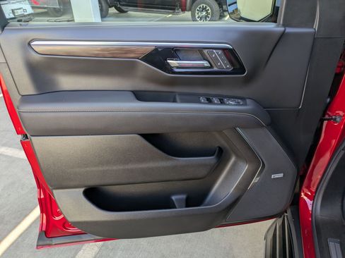 New 2025 Chevrolet Tahoe Premier image 7