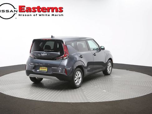 Used 2023 Kia Soul LX w/ LX Technology Package FWD image 37