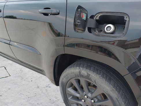 Used 2018 Jeep Grand Cherokee High Altitude AWD/4WD image 23