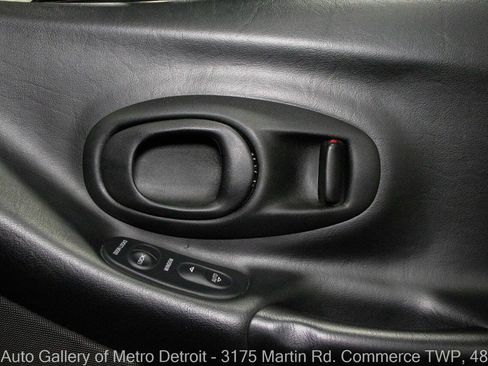 Used 2003 Chevrolet Corvette Z06 w/ Memory Package, 3 Drivers RWD image 33