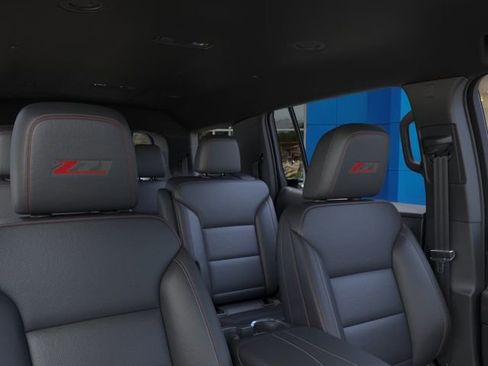 New 2026 Chevrolet Traverse Z71 AWD/4WD image 24