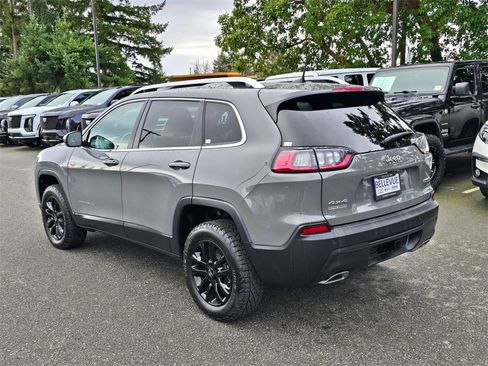 Used 2021 Jeep Cherokee Latitude Lux w/ Sun & Sound Group image 3