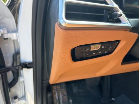 Used 2025 BMW 330i xDrive Sedan image 41