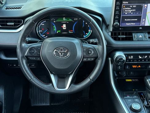 Used 2022 Toyota RAV4 XSE w/ Weather Package image 16