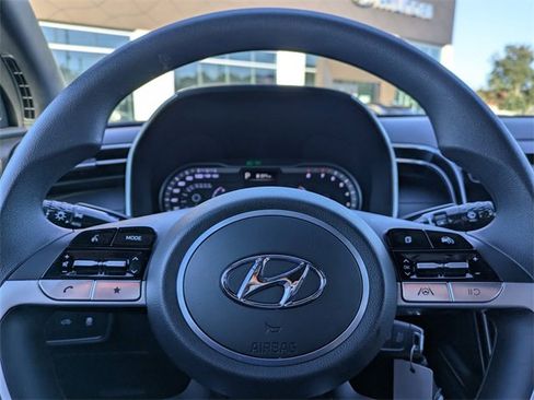 Used 2024 Hyundai Santa Cruz SE image 27