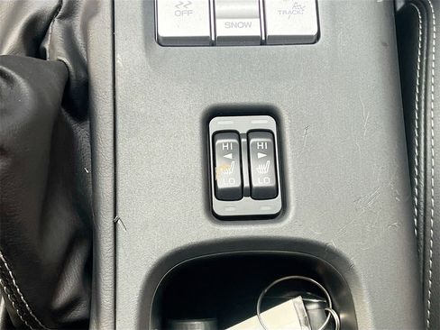 Used 2025 Toyota GR86 Premium image 19