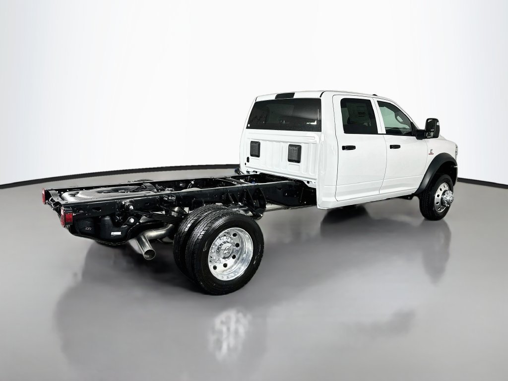 New 2027 RAM 4500 Tradesman w/ Chrome Appearance Group AWD/4WD image 7