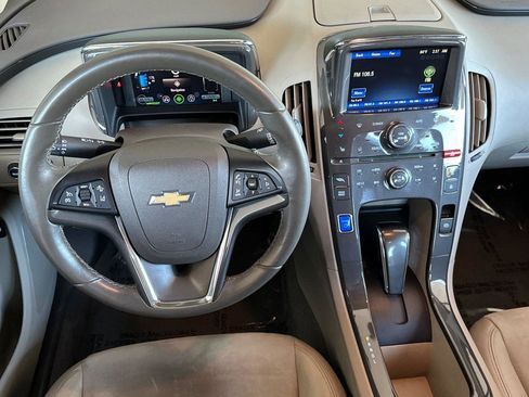 Used 2013 Chevrolet Volt Premium w/ Premium Trim Package image 13
