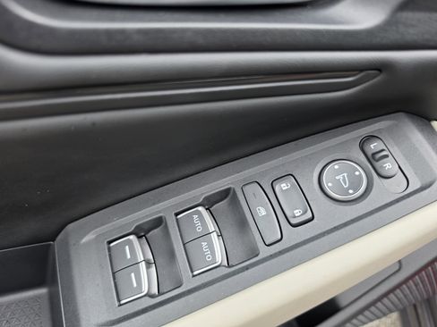 Certified 2025 Honda Accord SE image 16