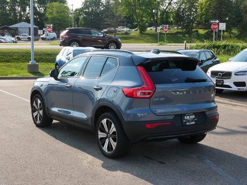 Used 2023 Volvo XC40 Recharge Plus w/ Protection Package Premier AWD/4WD image 5