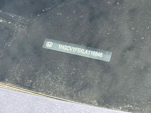 Used 2020 Honda Accord EX-L image 6