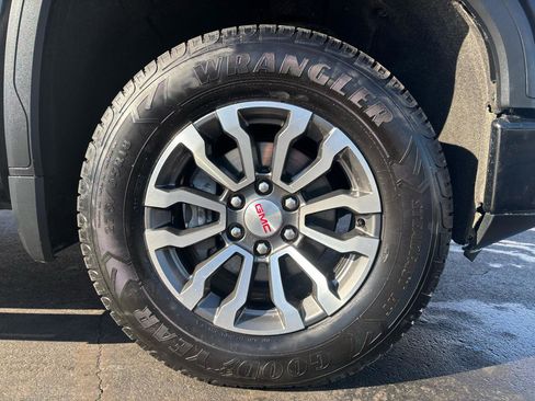 Used 2020 GMC Sierra 1500 AT4 w/ AT4 Premium Package image 38