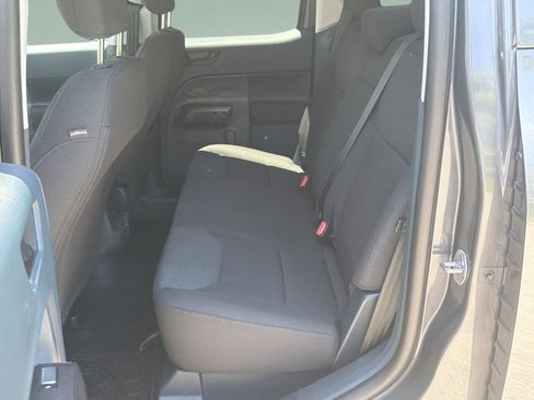 Used 2025 Ford Maverick XL w/ Equipment Group 102A AWD/4WD image 22