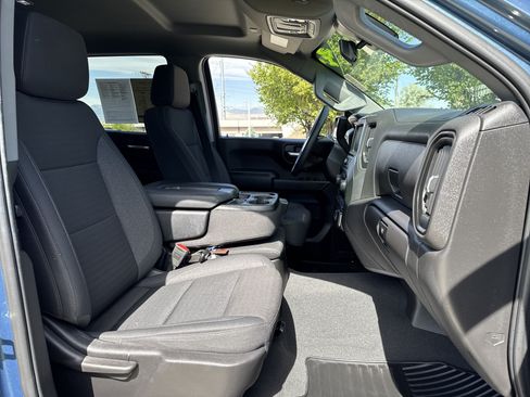 Certified 2024 Chevrolet Silverado 1500 Custom AWD/4WD image 12
