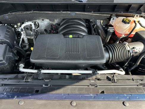 Certified 2022 Chevrolet Silverado 1500 RST w/ Max Trailering Package AWD/4WD image 10