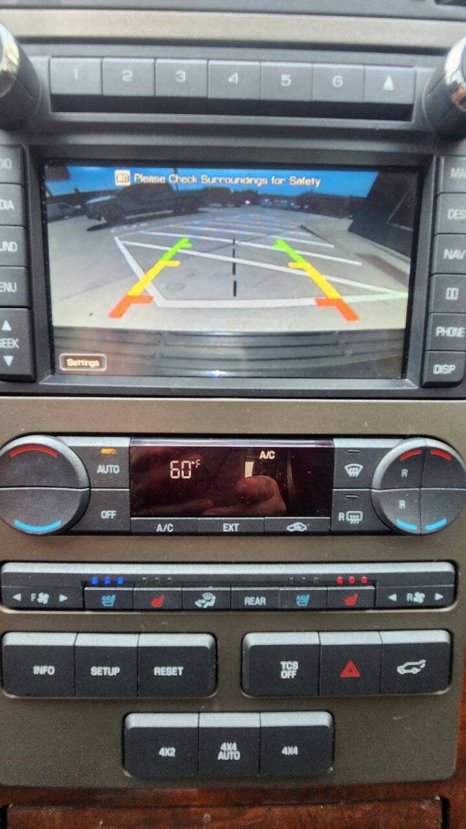 Used 2013 Lincoln Navigator 4WD image 13
