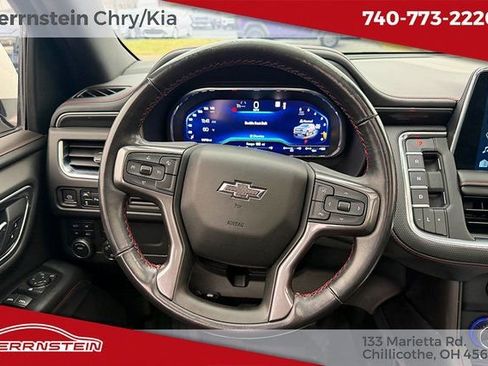 Used 2022 Chevrolet Suburban RST image 7