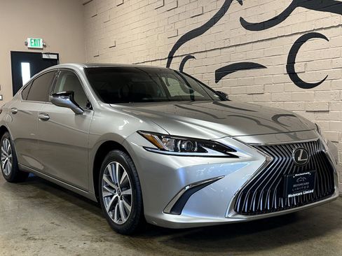 Used 2021 Lexus ES 250 image 13