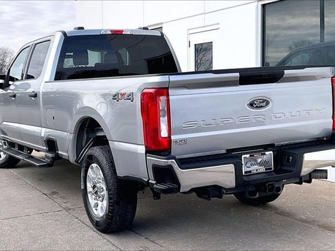 Used 2024 Ford F250 XLT image 12