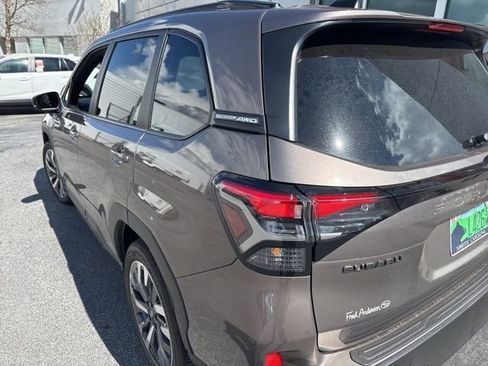 Used 2025 Subaru Forester Touring image 10